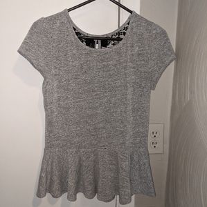 Grey shirt with bows and lace